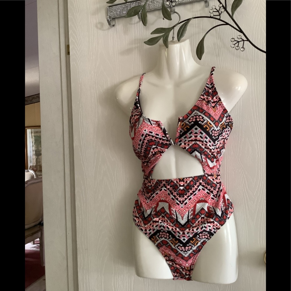 Rue 21 one piece swimsuit red black orange size medium NWOT no wires bra